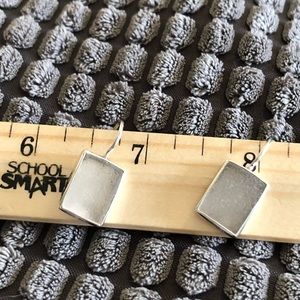 jl925 jessica lee designs sterling silver and sea glass earrings